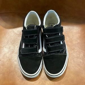 Suede Canvas Old Skool V Shoe